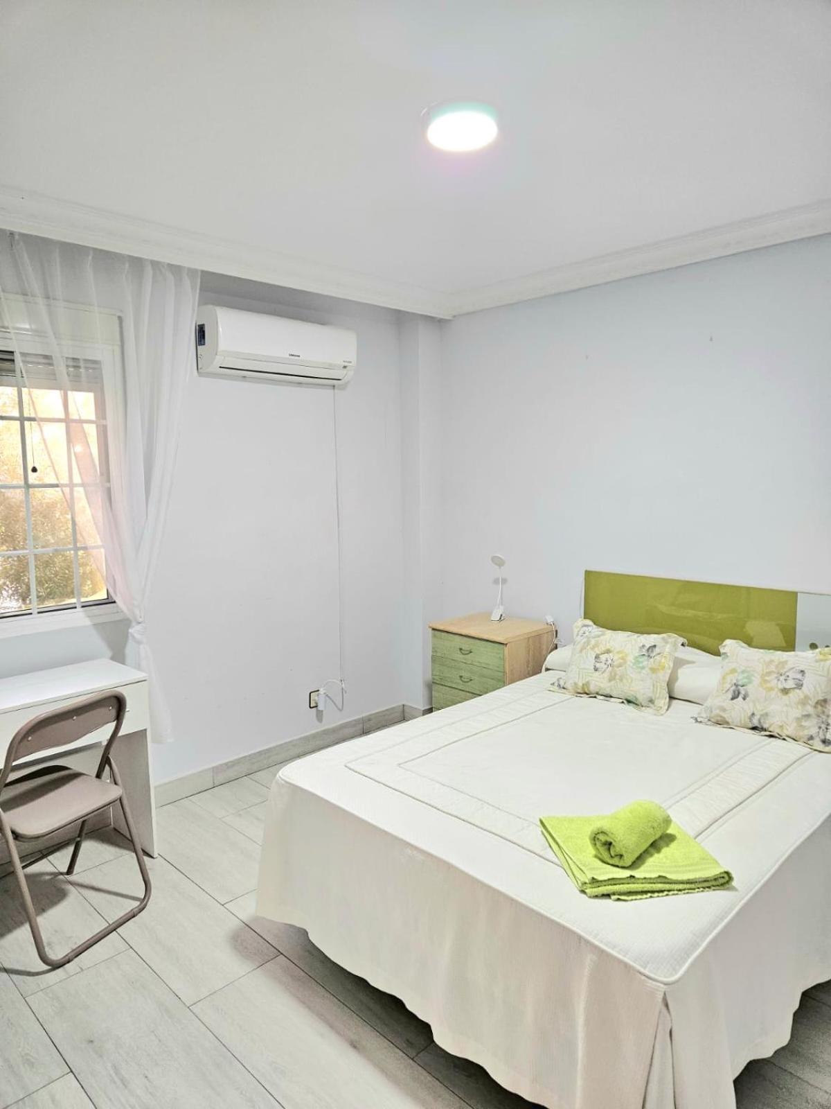מלון הואלבה Habitacion Privada A 15 Min De La Playa/Piso מראה חיצוני תמונה