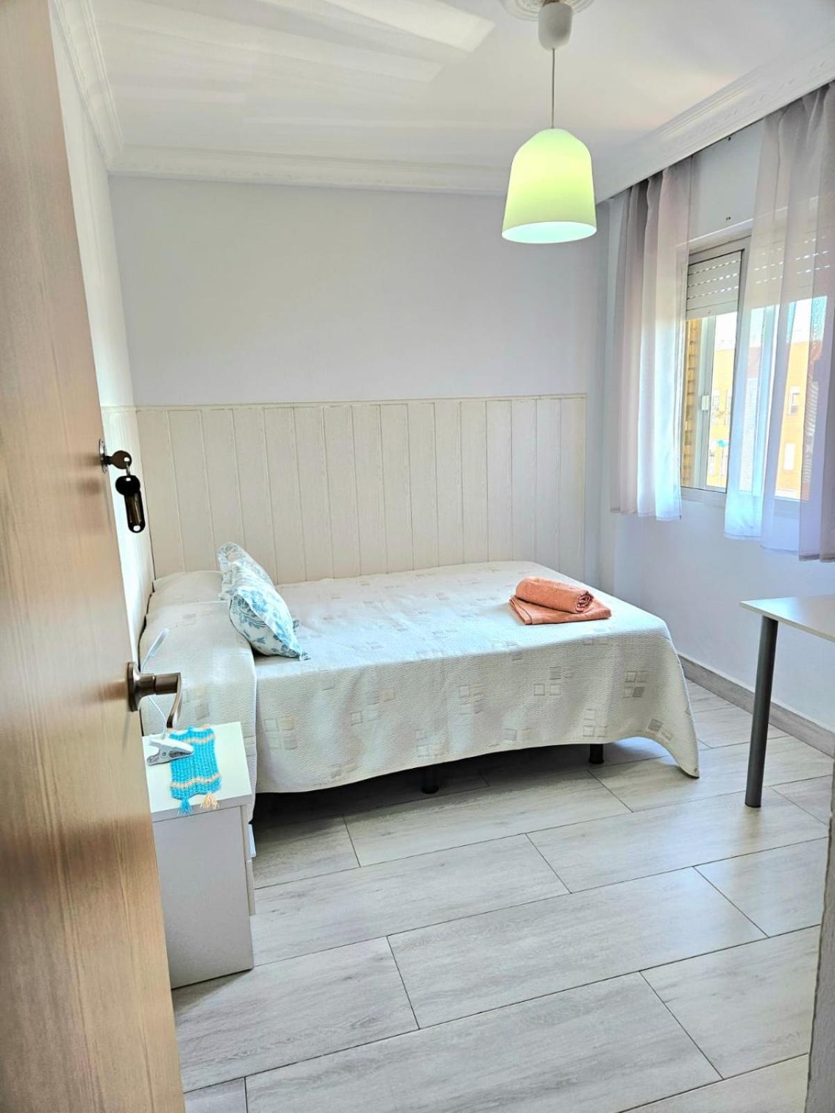 מלון הואלבה Habitacion Privada A 15 Min De La Playa/Piso מראה חיצוני תמונה